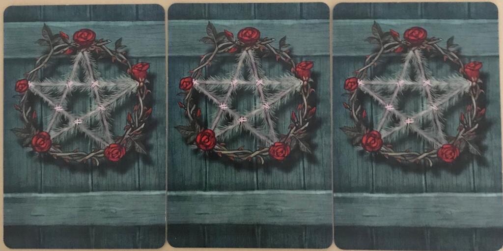 Расслабьтесь,отбросьте все лишние мысли,прислушайтесь к своему внутреннему голосу,вспомните своего мужчину,его голос,лицо,ваши приятные совместные моменты. Проговорите вопрос и выбирайте ту карту,к которой больше тянет.Выбирайте позиции до тех пор,пока не найдёте свой вариант 🌹