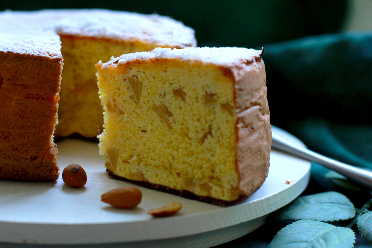 Полностью низкоуглеводная миндальная шарлотка от Елены Некрасовой - иногда можно себя побаловать! https://t.me/urbanistka_vl