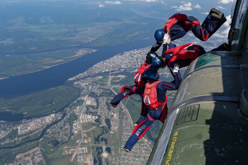     В программе чемпионата были соревнования по групповой акробатике. Фото - ЦСКА/Самара