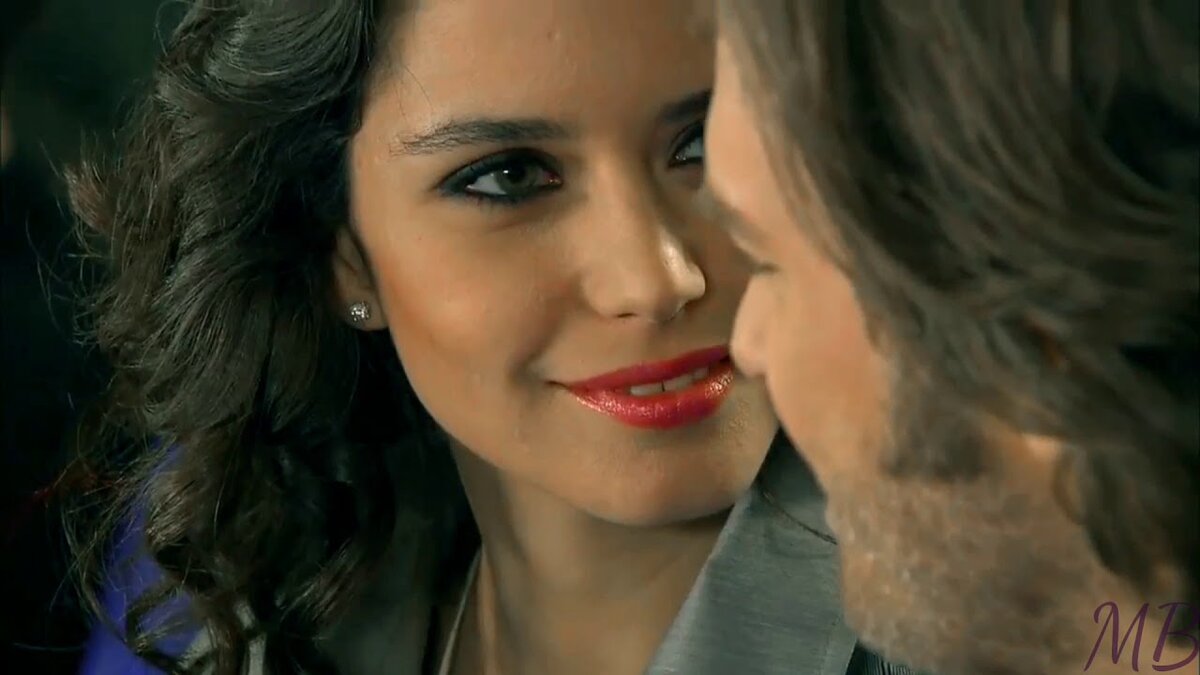 Что общего у Бихтер и Ягмур? Прекрасная игра Берен Саат 