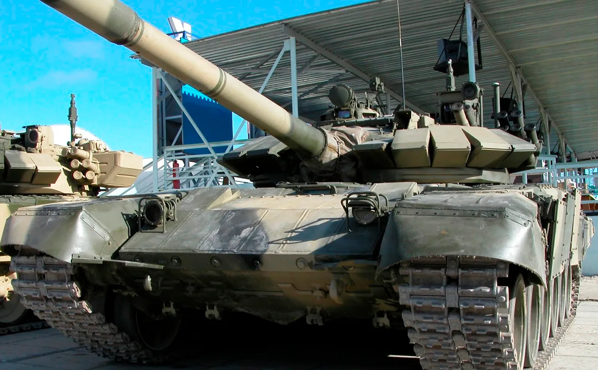 Т 72 б 2. Т-72м1. Танк т-72м1. Танк т72. Т-72м1 Польша