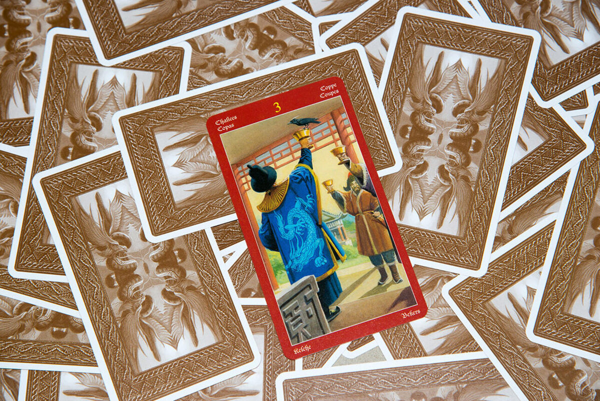    Тройка кубков Таро 123RF/legion-media.ru