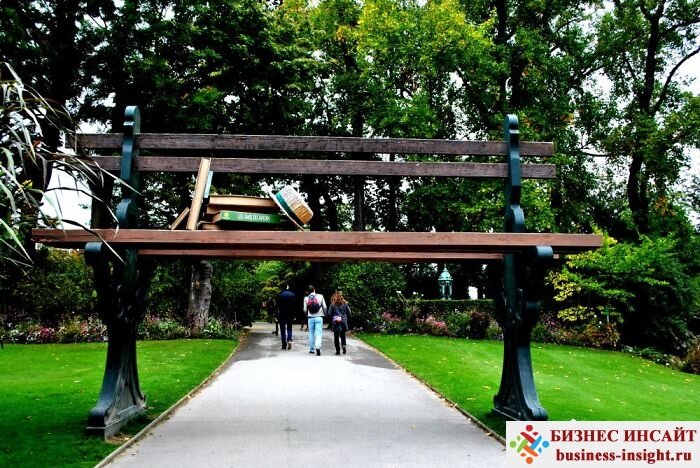 Креативные скамейки – бизнес на любителях посидеть