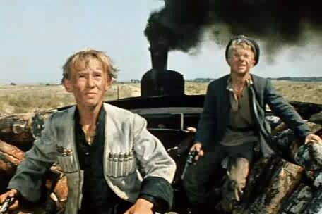  Кадр из фильма «Неуловимые мстители», 1966 г.