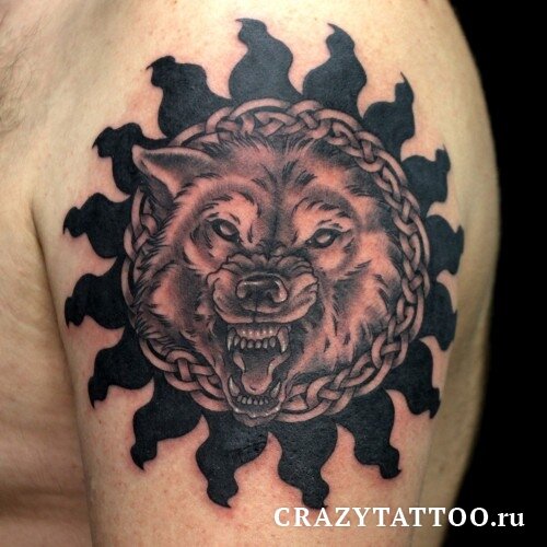  Волк Фёнрир на предплечье