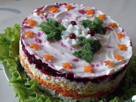 Этот сытный и остренький салат с мужественным названием придётся по вкусу  не только мужчинам.

