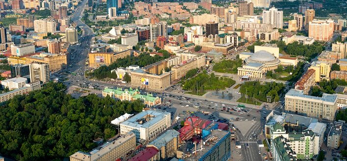 Вид на главную площадь города - Площадь Ленина