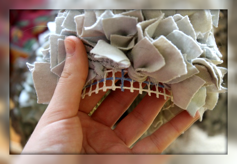 Как создать своими руками красивый коврик из старых вещей и не только!