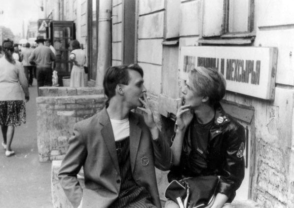 Коля Михайлов и Саша «Сантер» Лукьянов, группа «Бригадный Подряд», 1986. Взято с http://colta.ru/