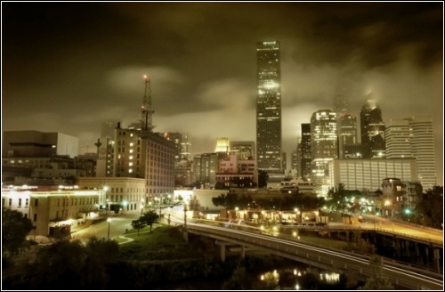 Автор: Manu Agah.