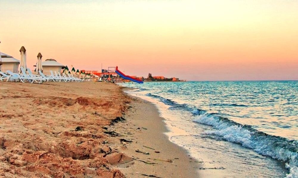 один из пляжей Евпатории