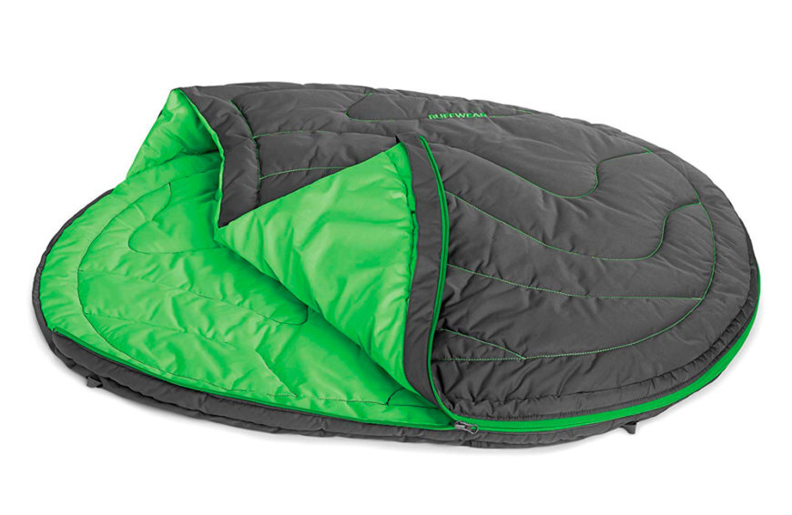 1. RUFFWEAR Highlands Sleeping Bag for Dogs