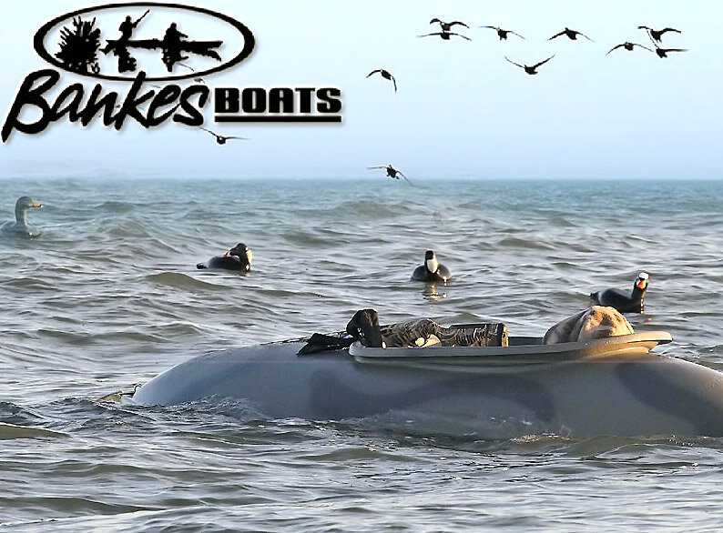 Низкопрофильные лодки для охоты на уток Bankes Boats практически не видны для водоплавающих.