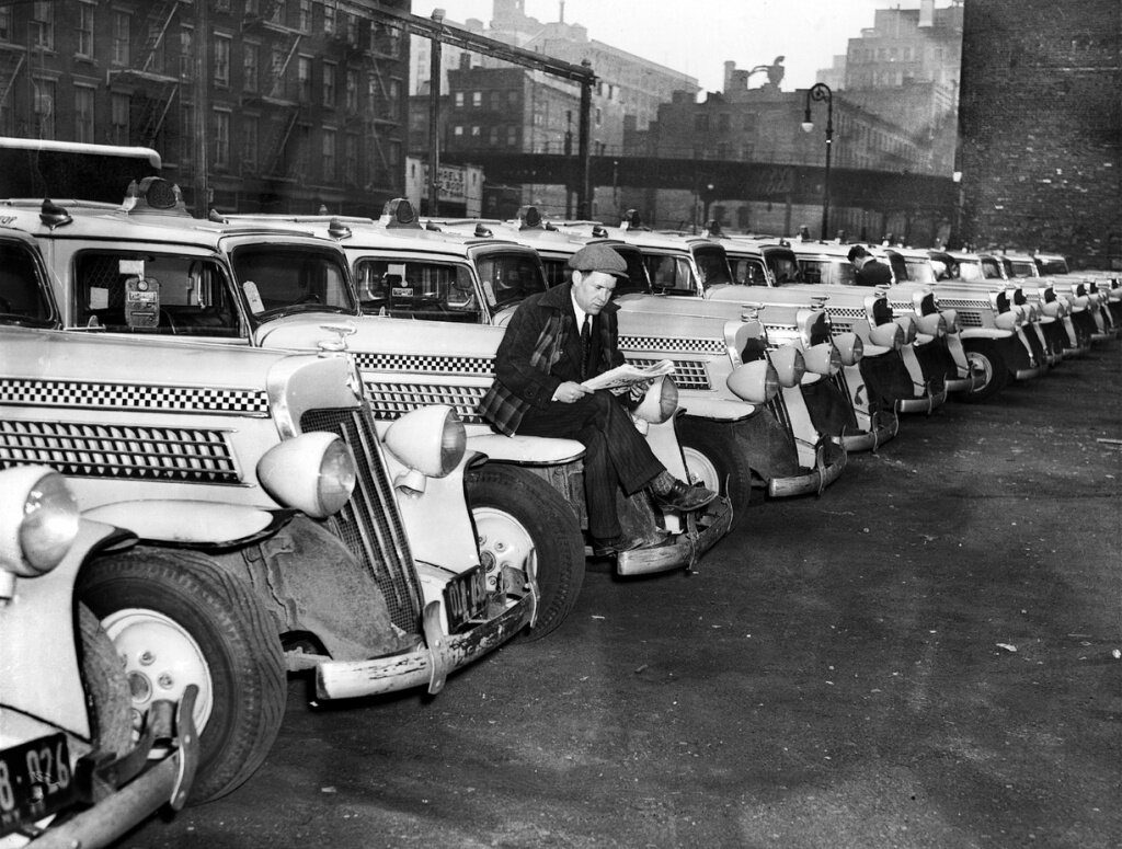 Ford 1950 Yellow Cab Taxi