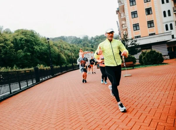 Подписывайтесь на канал и открывайте для себя что-то новое)