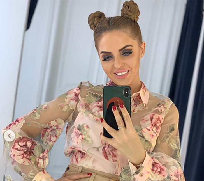 Юлия Ефременкова