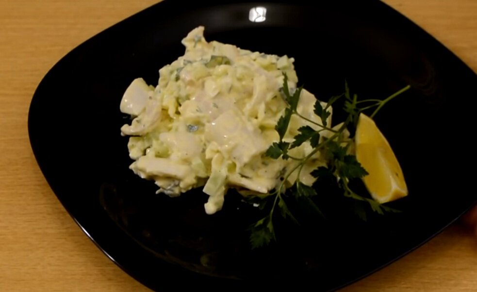 Без майонеза, но с лимоном))