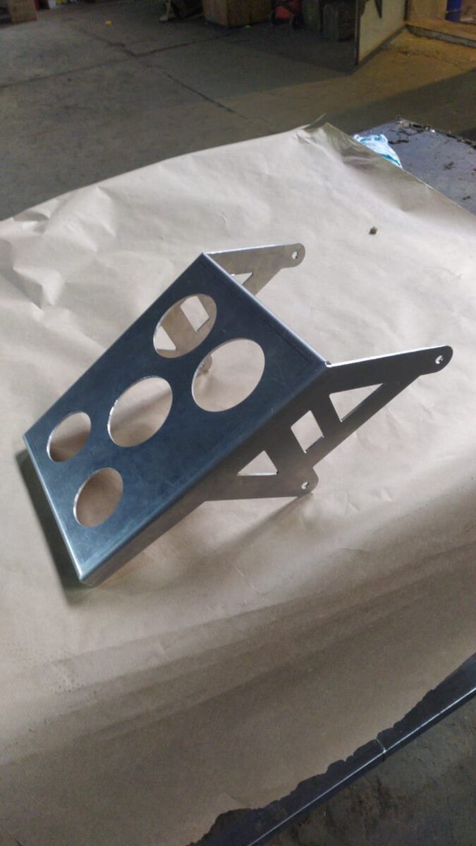 Согнутая и сваренная заготовка