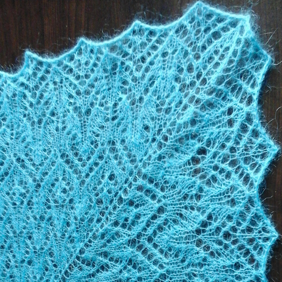 Шаль "Жар-птица" из мохера (фото из личного архива)