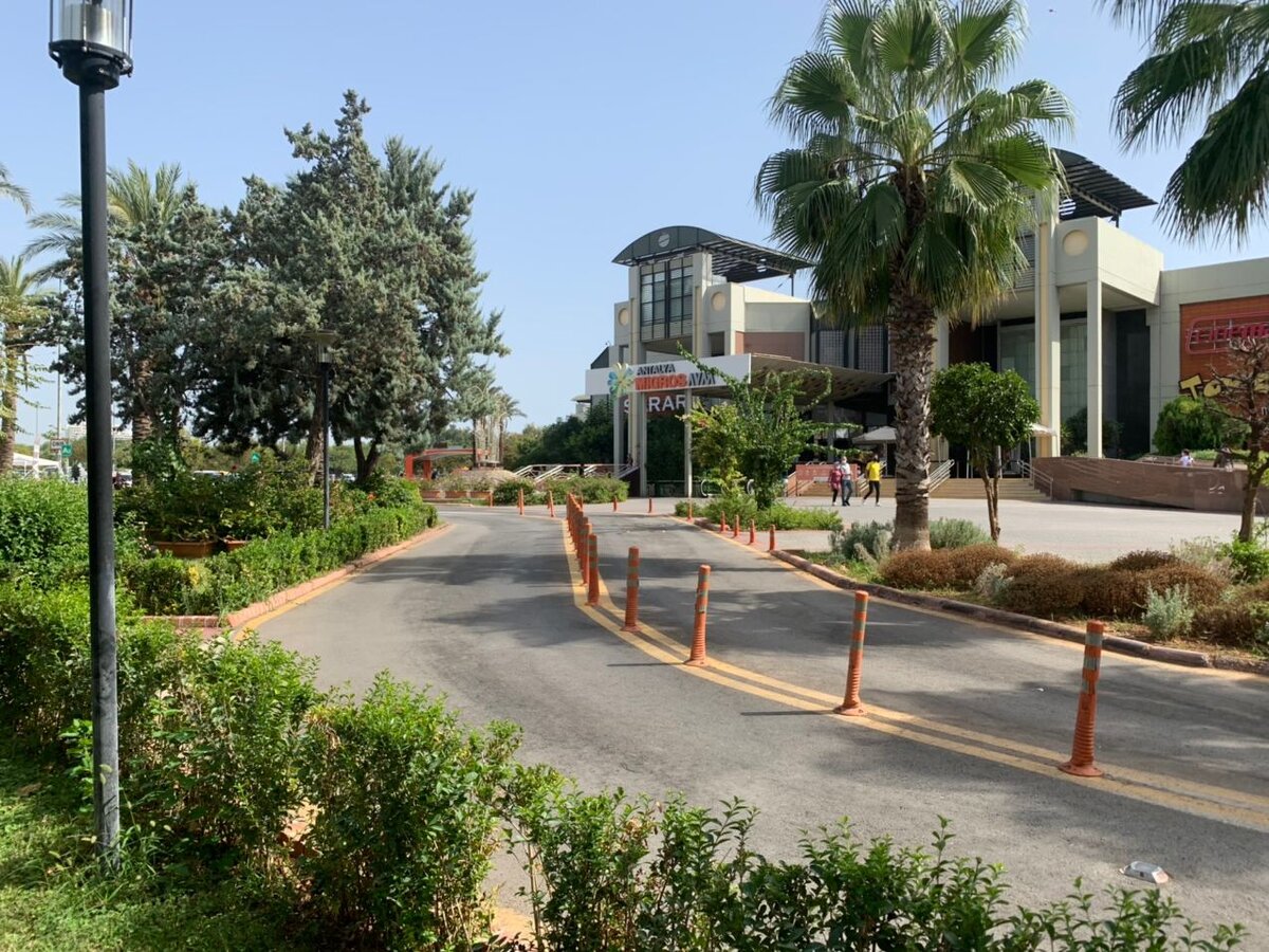 Анталия. Фото сделано автором статьи.