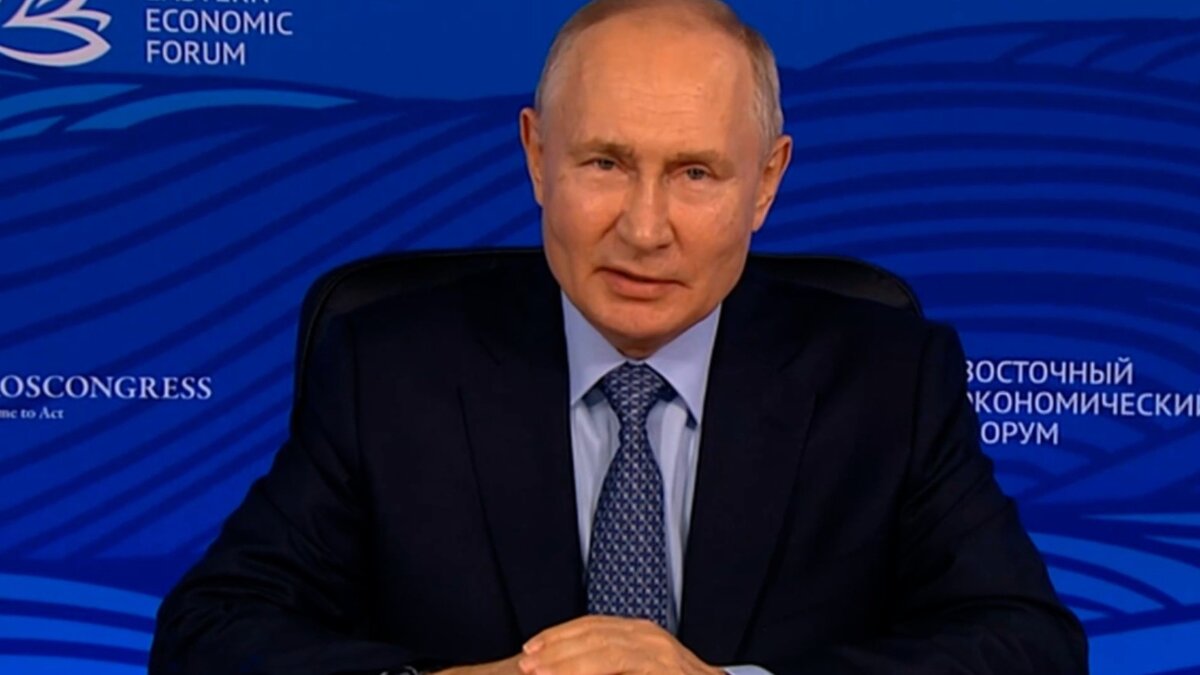     Губернатор Приморья рассказал президенту РФ о прогнозах развития экономики региона до 2030 года. Реализации программы позволит существенно увеличить ежегодные таможенные платежи в федеральный бюджет с территории края.