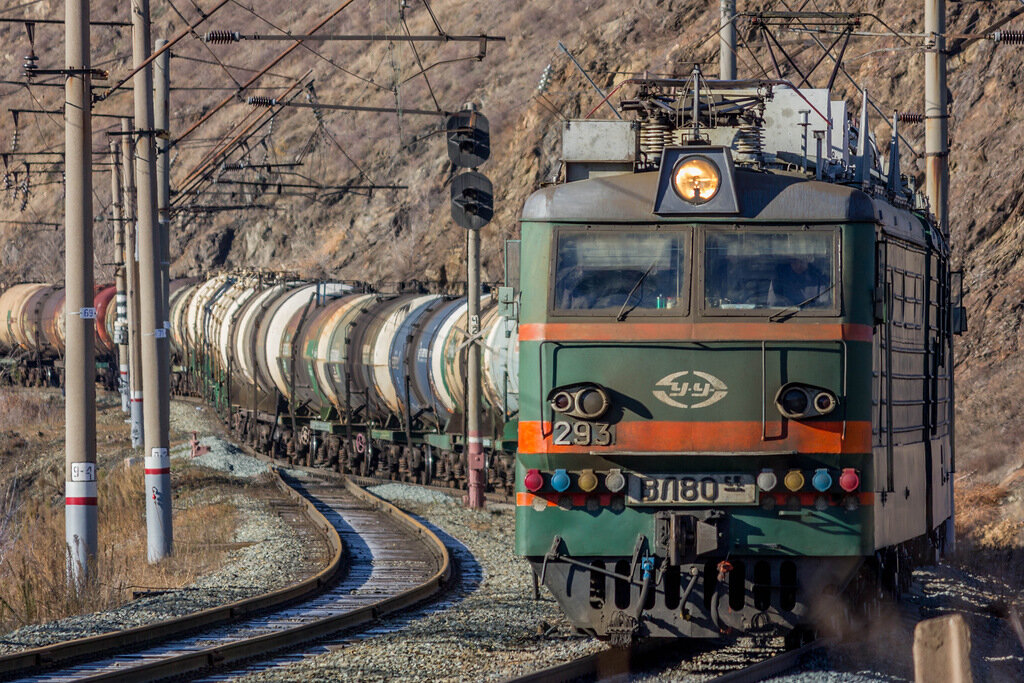 южно уральская дорога. поезд южно уральская железная дорога. поезд южно уральская железная дорога. южно-уральская железная дорога. южноуральская дорога.