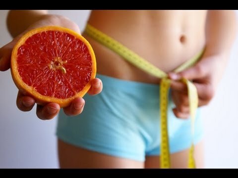 Половина грейпфрута перед каждым приёмом пищи помогает сбросить до 5 кг лишнего веса в месяц