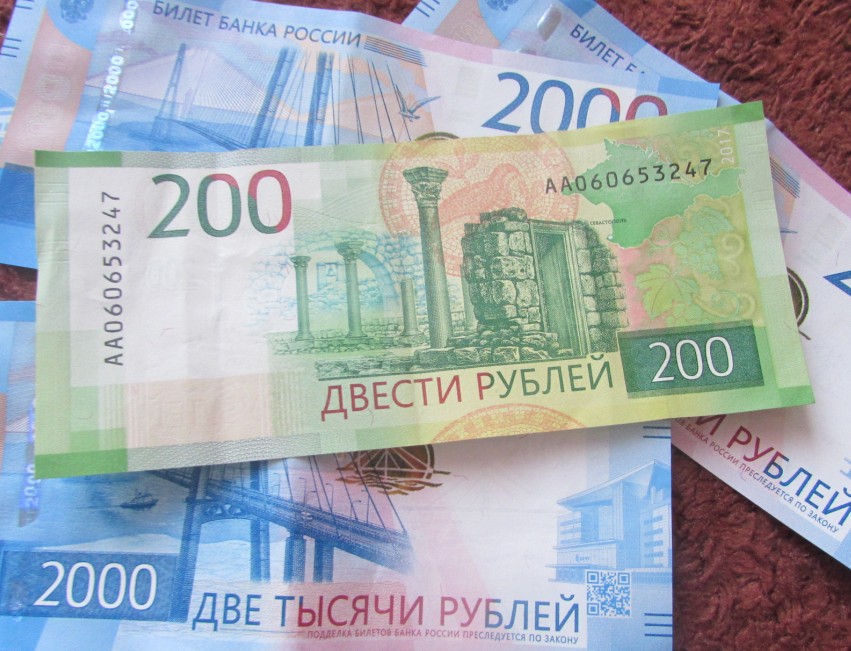 Учителя стали беднее или богаче?