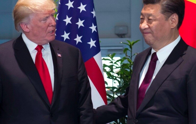 Сегодня Дональд Трамп может ввести дополнительные пошлины на импорт товаров из КНР. Китайская сторона заявляет, что готова к эскалации конфликта, хотя продолжает считать, что единственным правильным средством разрешения торгового спора является диалог.