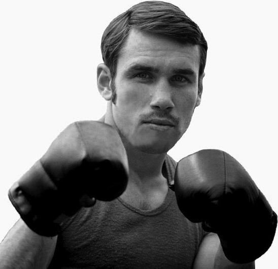 Всего одной фразой американский менеджер убрал с дороги русского боксера, который не оставил бы шансов ни одному из соперников 