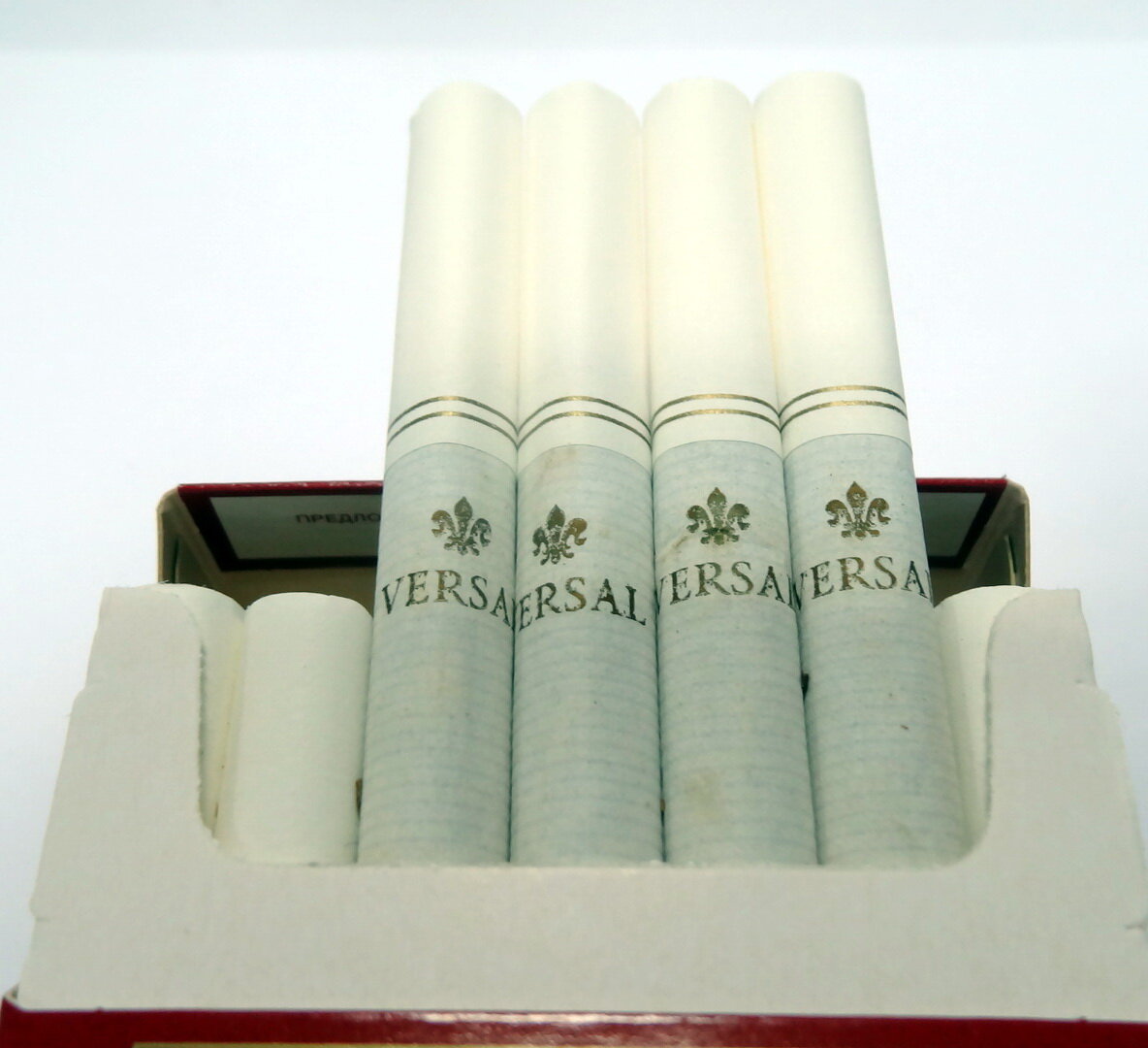 Сигареты с белым фильтром. Сигареты Версаль.