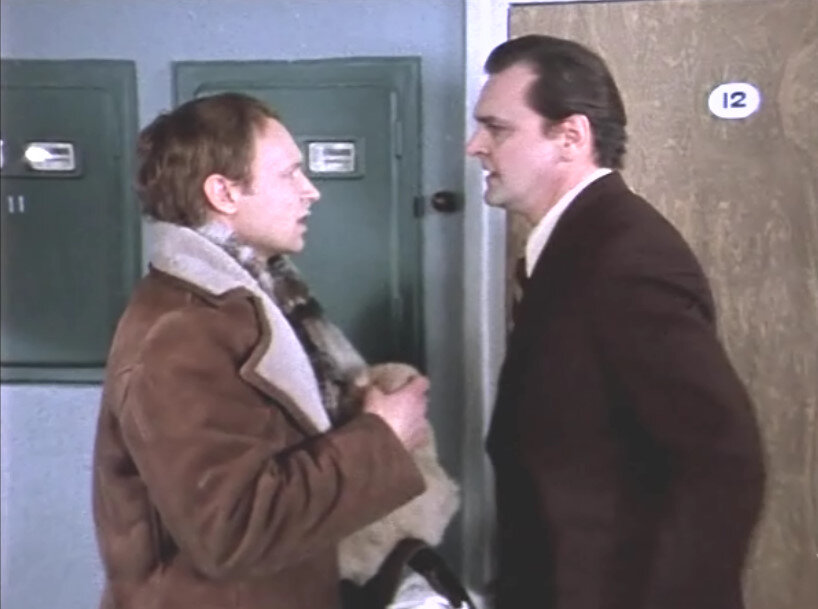 Лукашенко ирония судьбы. Ирония судьбы или с легким паром женя лукашин. Женя лукашин ирония судьбы. Женя лукашин ирония судьбы. Салют ирония судьбы.