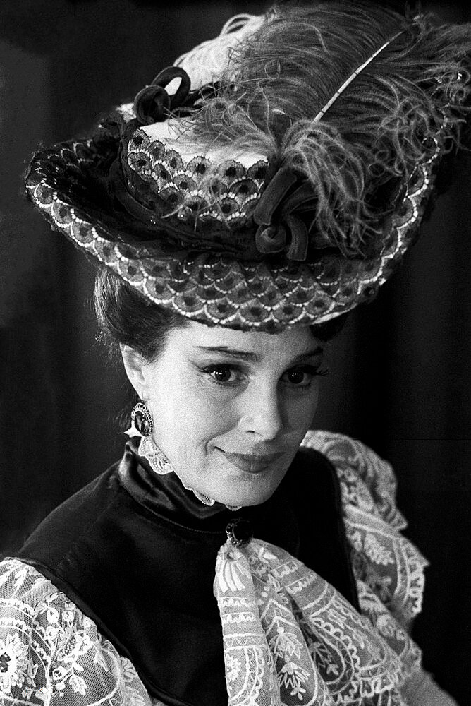 Элина Быстрицкая в 1964 году. Фото: Википедия