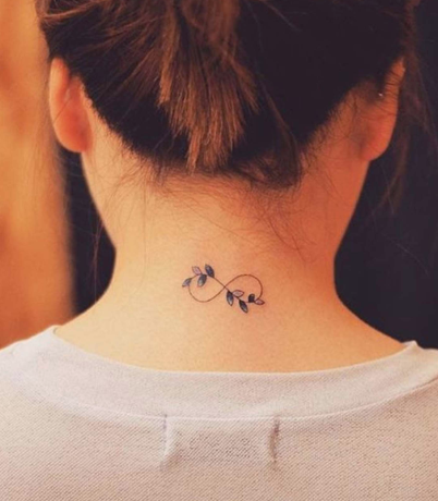 Пример тату со знаком бесконечности