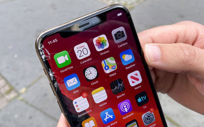 iPhone 11 Pro после падения