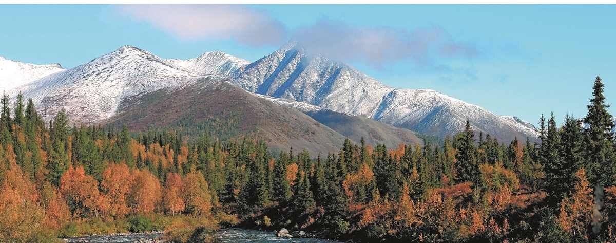 Вид на массив Колоколен с Косью. Фото В.Данько