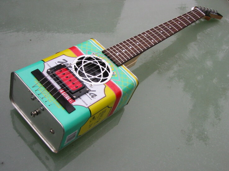 Так сразу и не скажешь, что оно сделано из канистры для масла!