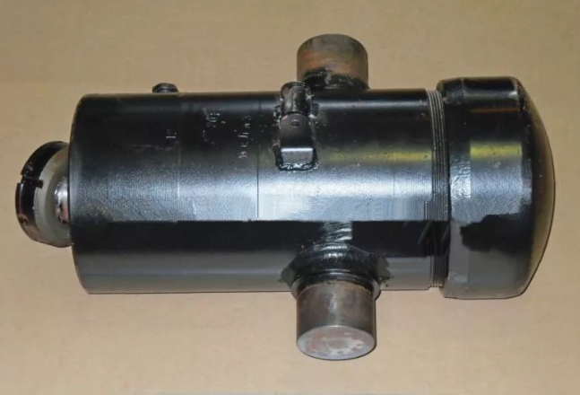 Фото для примера Гидроцилиндра на МАЗ.