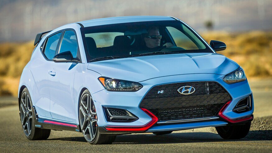 2020-Hyundai-Veloster-N-front-three-quarter-view-1