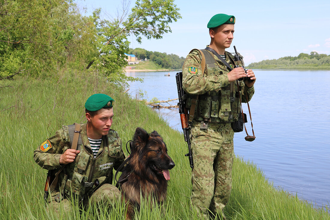 Фото жена пограничника