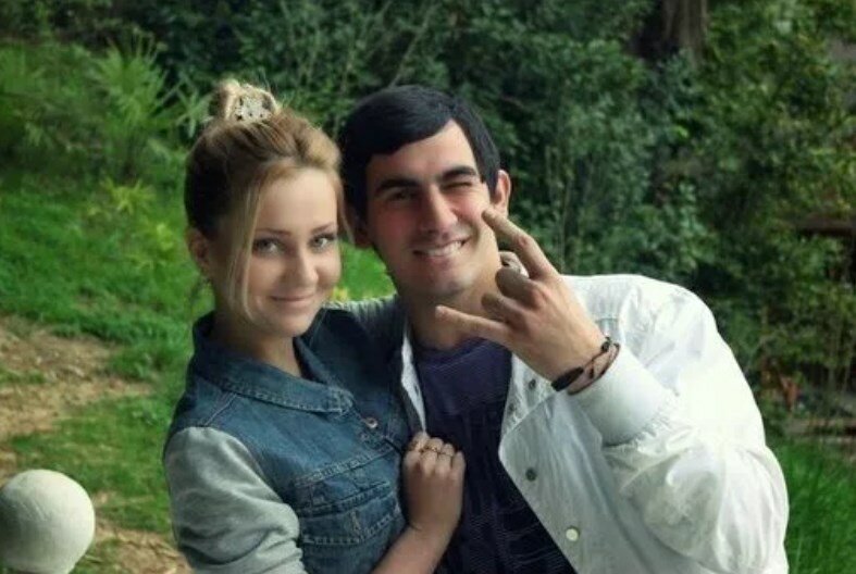 подстилка для чурок. русские девушки для кавказа. кавказцы девушки. замужнюю кавказцы. кавказец и русская девушка.