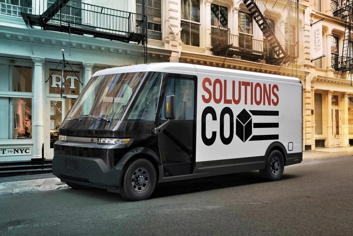 В начале этого года корпорация General Motors представила свой новый коммерческий бренд BrightDrop и его первую модель — электрический фургон EV600 на платформе Ultium, а теперь анонсированы ещё две «зелёные» коммерческие новинки. Одна из них будет представлена под маркой Chevrolet, вторая, скорее всего, тоже.