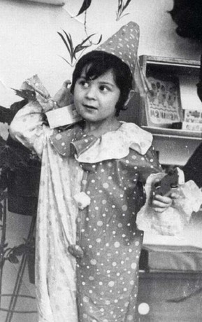 С детства Стас любил находиться в центре внимания