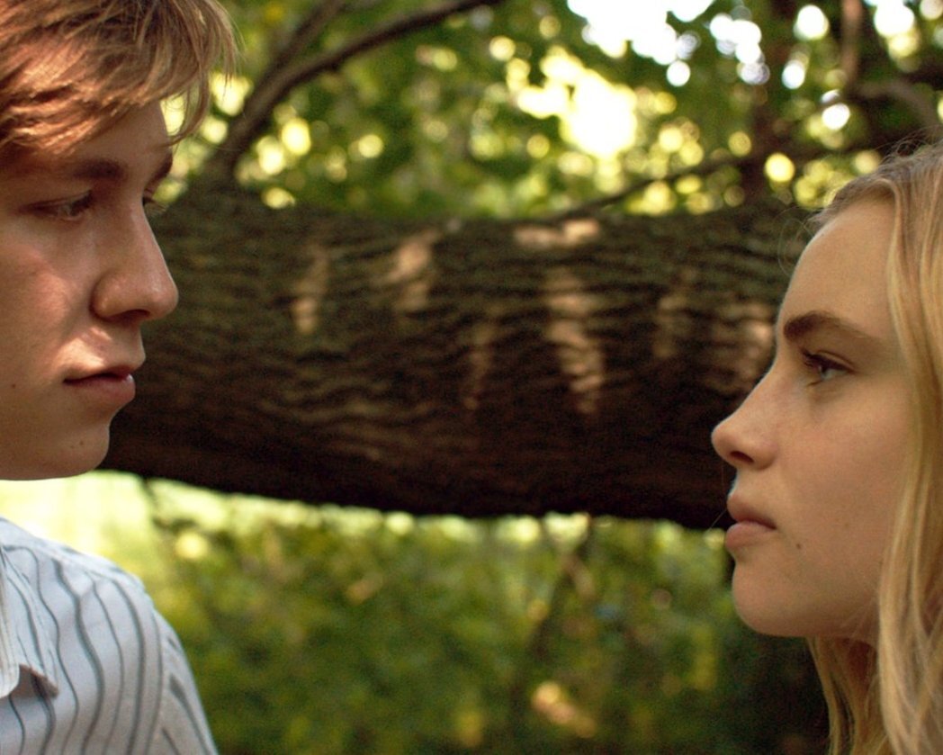  Студент со связями (2015) 