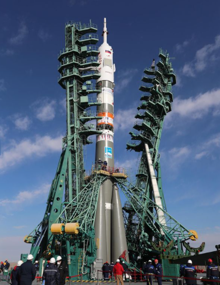 5 Октября с космодрома Байконур отправился корабль с актрисой Юлией Пересильд и режиссёром Климом Шипенко 