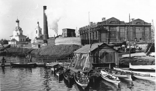 Строительство электростанции на берегу озера Кабан в Казани. 1914 г.