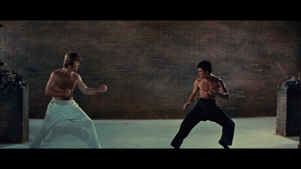 Кадр из легендарного фильма "Путь дракона". 