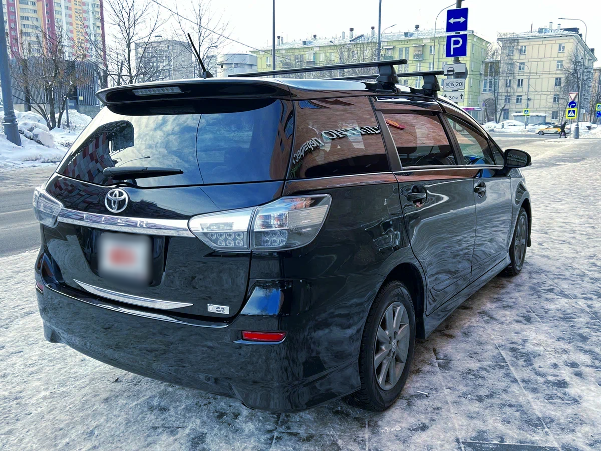 Toyota Wish 2012г.в     Из объявления Auto.ru