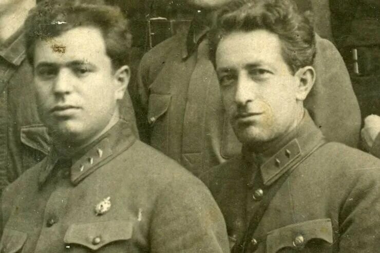 Слева Матвей Берман, справа Израиль Плинер