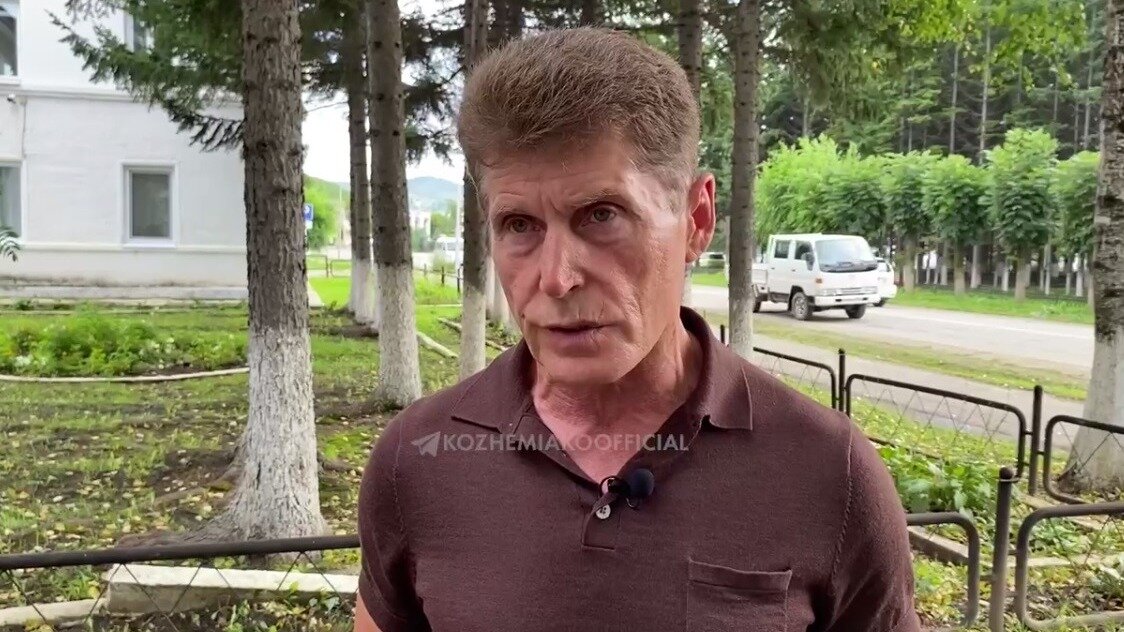     Глава Приморья Олег Кожемяко приехал с визитом в северные районы Приморья. Он посетил Ольгинский, Кавалеровский и Дальнегорский округа в рамках рабочей поездки.